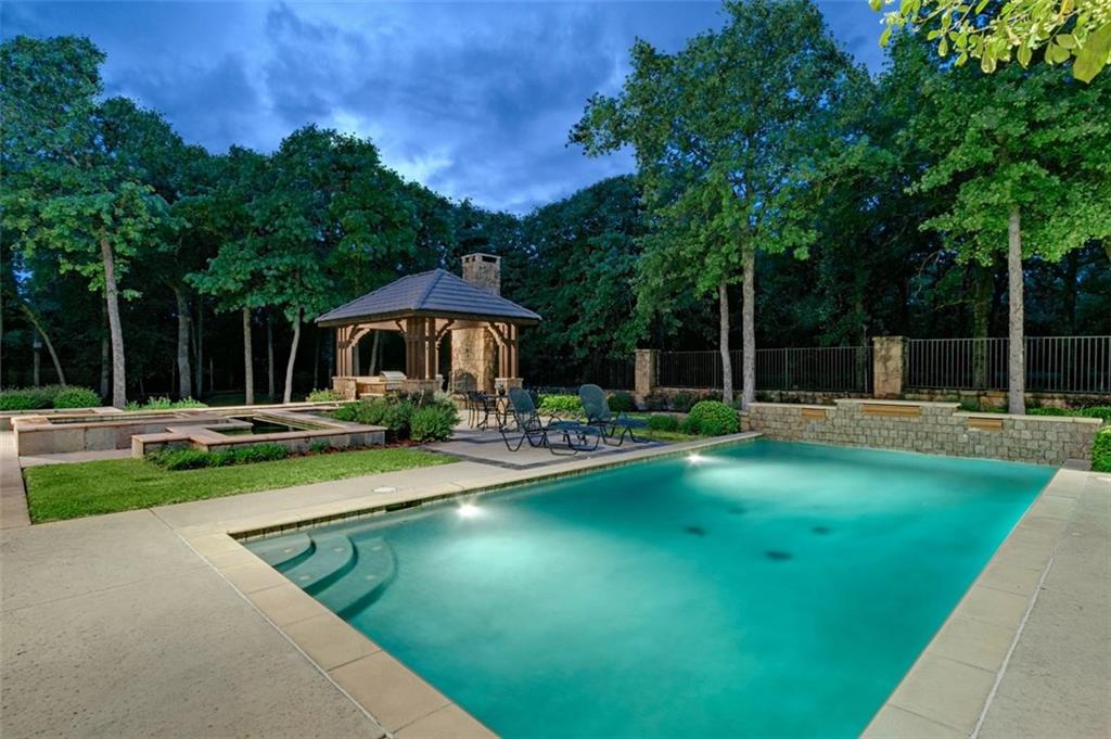 Photo of Listing #13573988